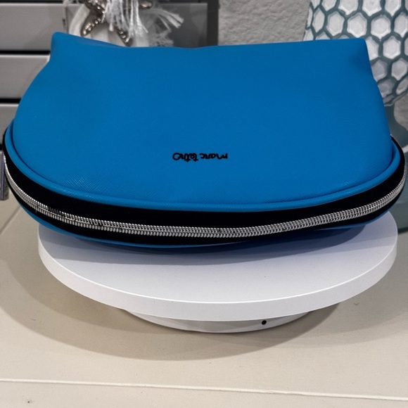 MARC TETRO Schnauzer Cosmetic Bag NWOT - Picture 6 of 7